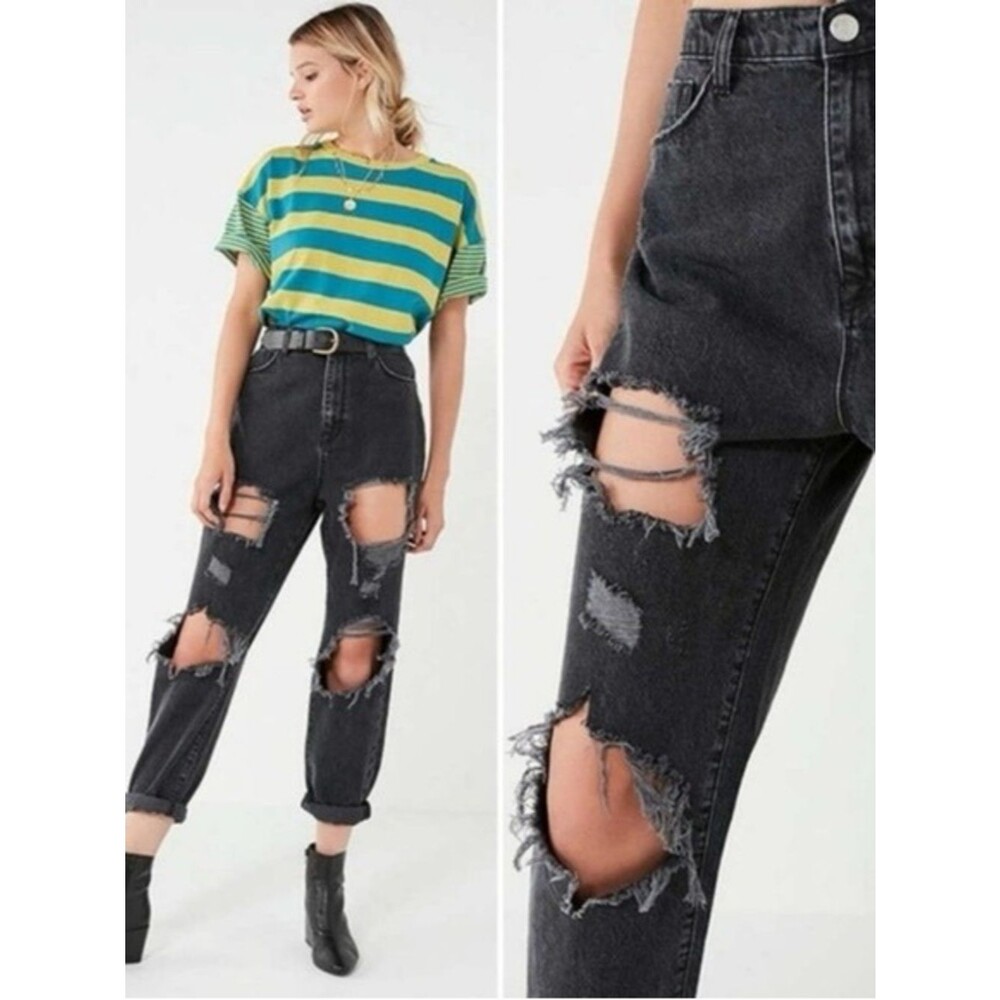 BDG Urban Outfitters Mom High-Rise Black Distressed Ripped Jeans